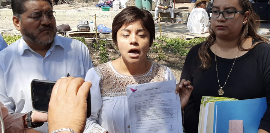 Reprime y despide Dante Montaño a quienes lo acusan de corrupción y autoritarismo