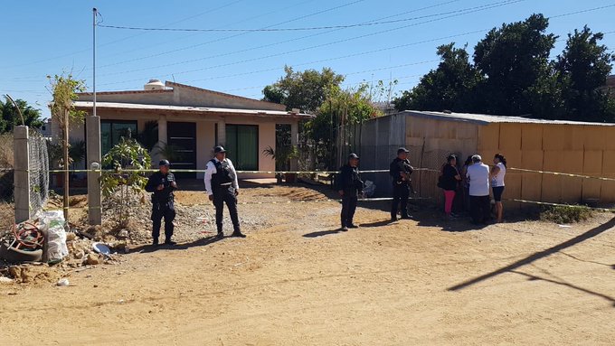 Hallan cuerpo de mujer con huellas de abuso sexual y física en Atzompa