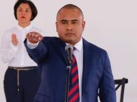 Mantiene Dante Montaño Montero a 13 familiares en la nómina