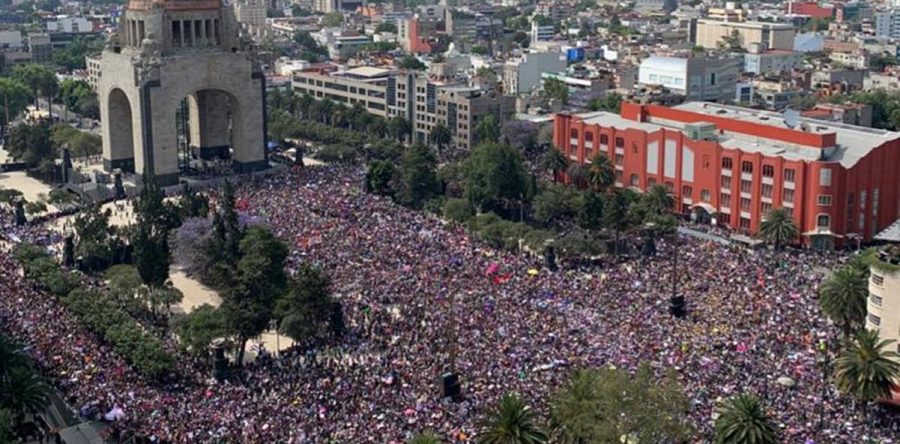 La valiente lucha de las mujeres: Luis Murat