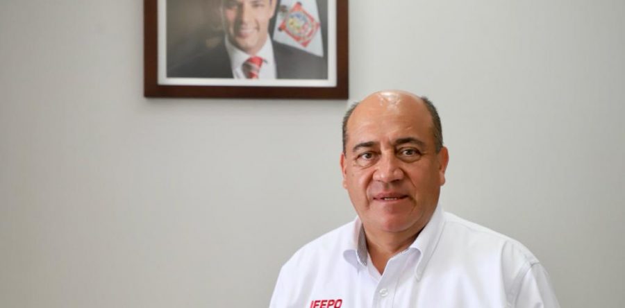 Ofrecen SEP y el IEEPO opciones de educación a distancia mediante la web, radio y TV