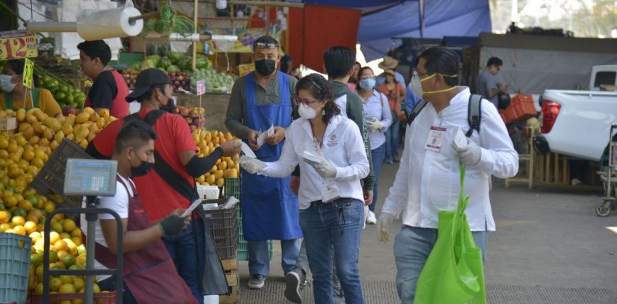 En el Mercado de Abasto, entrega Ayuntamiento capitalino insumos sanitarios contra COVID-19