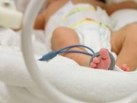 Investigan muerte de bebé por neumonía, sería Covid-19