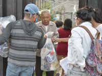 Lleva Ayuntamiento de Oaxaca apoyos alimentarios a familias vulnerables de Cinco Señores