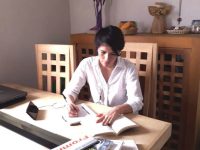 Desde casa, Shantal Herrera diseña talleres para sana reincorporación laboral