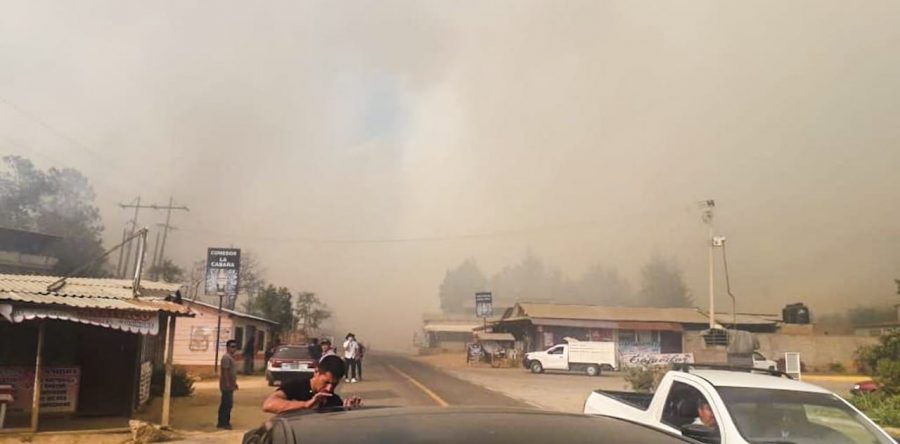 Combate Coesfo incendio en San Pedro y San Pablo Ayutla