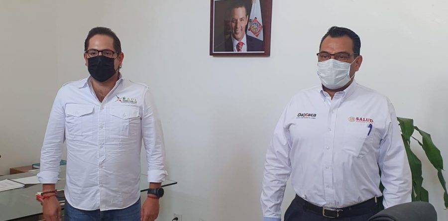 Dona Raúl Bolaños-Cacho Cué dieta legislativa para equipamiento a profesionales de la salud y sanitizar clínicas de Oaxaca