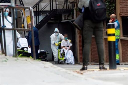 Supera España 20 mil muertos por coronavirus