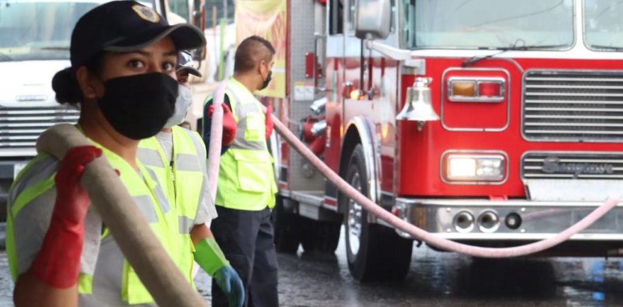 Alejandro Murat reconoce contribución de madres trabajadoras en el desarrollo de Oaxaca