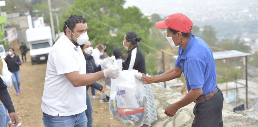 Llega la ayuda alimenticia del Ayuntamiento de Oaxaca a más familias en condición de pobreza