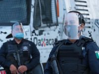 Gobierno de Oaxaca refuerza policías con equipo de protección sanitaria