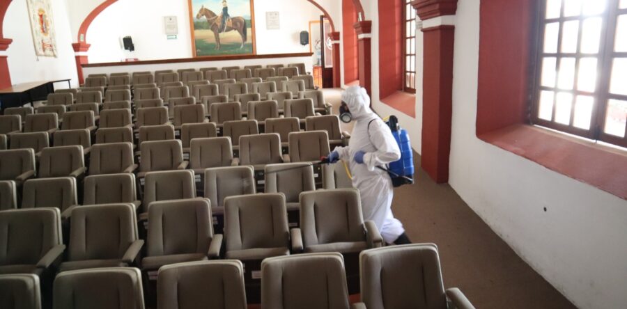 Refuerza Ayuntamiento de Oaxaca acciones de desinfección en el Palacio Municipal