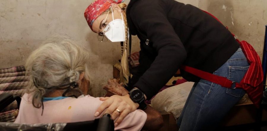 Ni la pandemia ni los fenómenos naturales impedirán llevar los apoyos a las familias oaxaqueñas: IMM