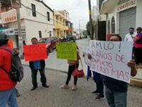 Con protestas exigen atención de AMLO en Oaxaca