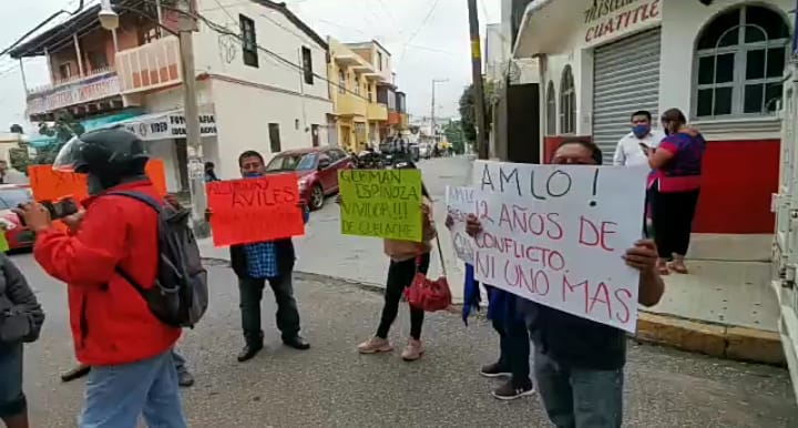 Con protestas exigen atención de AMLO en Oaxaca