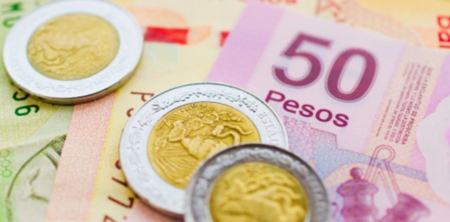 Peso retrocede durante la apertura, aumentan temores con respecto a México