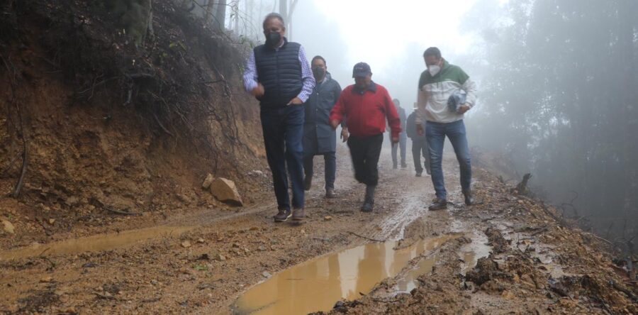 Ayutla y Gobierno de Oaxaca trabajan para garantizar suministro de agua