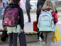 Regresan a clases en Alemania bajo la amenaza del virus