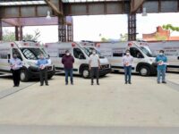 Con entrega de ambulancias, Alejandro Murat fortalece los servicios de salud de la Cuenca y Sierra Sur