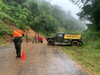 Mantienen dependencias operativo por daños de lluvias en Oaxaca