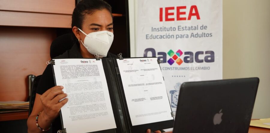 Firman convenio de colaboración el IEEA y el Icapet