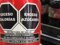 Coca-Cola Femsa promueve amparo contra nuevo etiquetado
