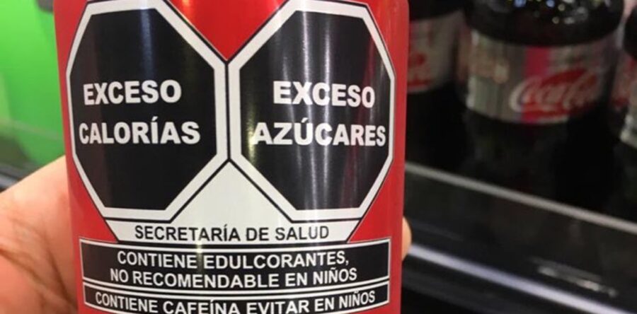 Coca-Cola Femsa promueve amparo contra nuevo etiquetado