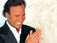 Julio Iglesias: Una leyenda que llega a los 77 años: Ismael Ortiz Romero Cuevas