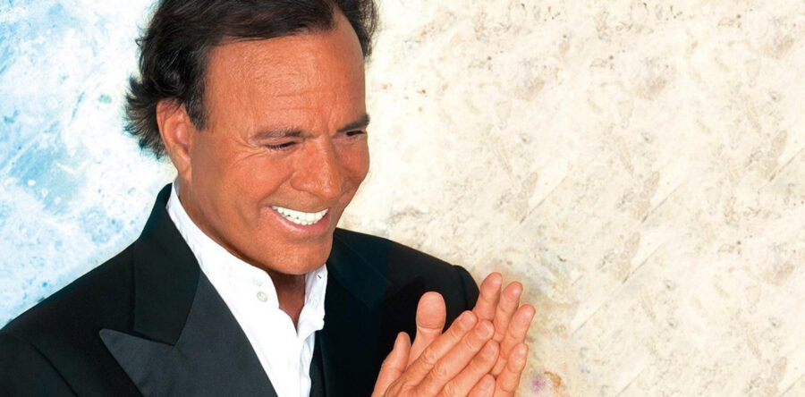 Julio Iglesias: Una leyenda que llega a los 77 años: Ismael Ortiz Romero Cuevas
