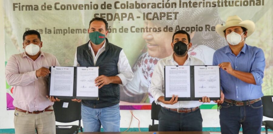 Celebran convenio marco Sedapa-Icapet