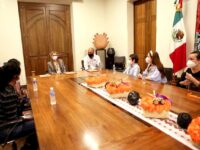 Ivette Morán de Murat reconoce a jóvenes oaxaqueños nominados al Premio Internacional de la Paz por los Niños