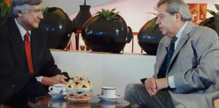 Conversaciones con garganta abismal: Raúl Castellanos