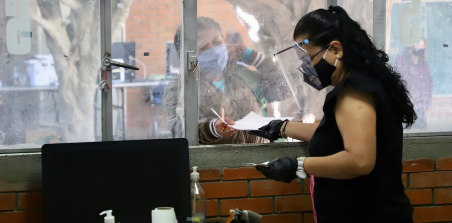 Reciben becas 400 jóvenes de la Estrategia Nacional de Iniciación a la Docencia en el Medio Indígena: IEEPO