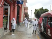 Suman esfuerzos Ayuntamiento y concesionarios en desinfección del Mercado “20 de Noviembre”