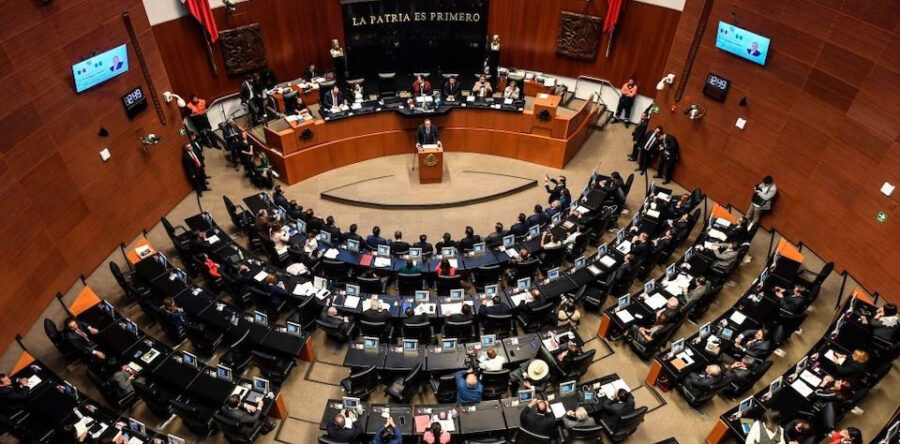 Senado avala “Ley Nieto”, que permite a la UIF bloquear cuentas sin orden del juez