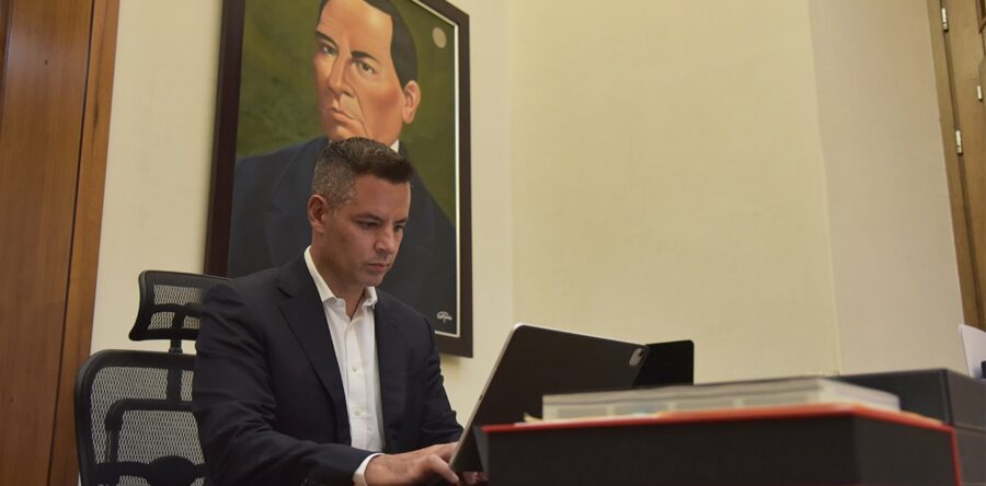 Facilita comunicación asertiva gobernanza y gobernabilidad: Alfredo Martínez de Aguilar