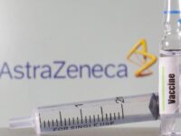 Vacuna de AstraZeneca es segura para ancianos y genera inmunidad en 99% de los casos