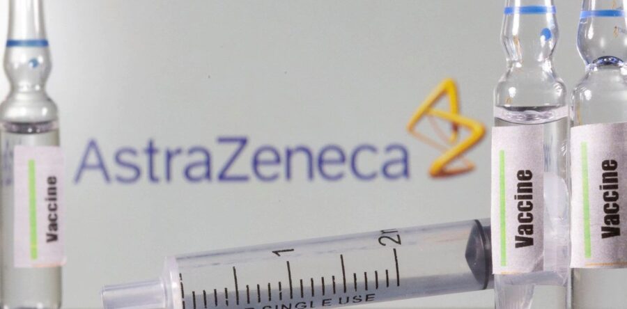 Vacuna de AstraZeneca es segura para ancianos y genera inmunidad en 99% de los casos