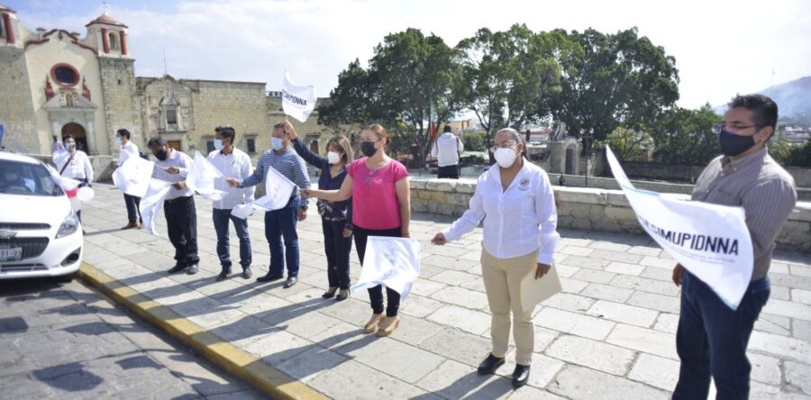 Inicia SESIMUPIDNNA distribución de prendas abrigadoras para la niñez de Oaxaca de Juárez