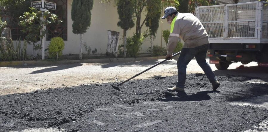 Continúa avanzando el programa de bacheo del Ayuntamiento de Oaxaca de Juárez