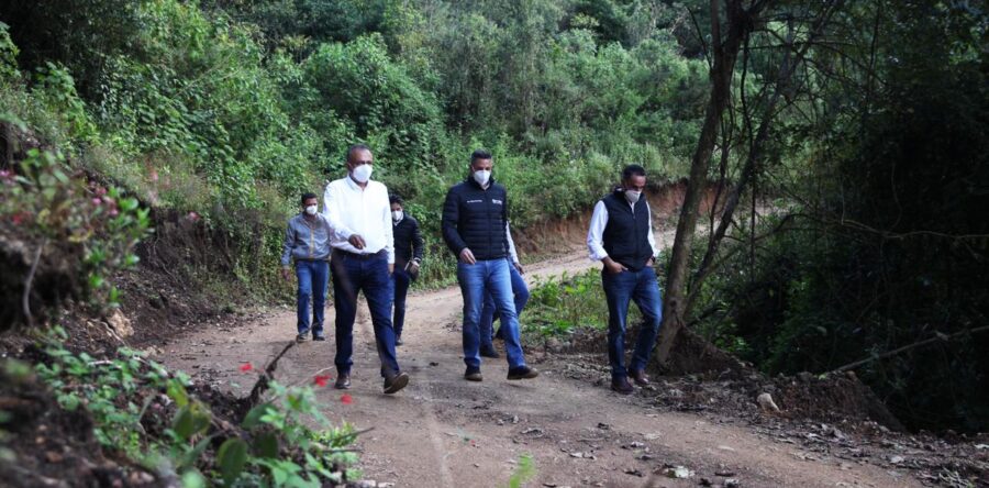 A la población de Ayutla Mixe y al público en general