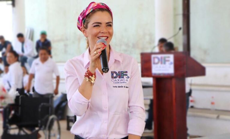 “Soy candidata a madre y a esposa, no incursionaré en política”: Ivette: Alfredo Martínez de Aguilar