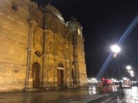 Implementa acciones para garantizar seguridad sanitaria en el primer cuadro de Oaxaca de Juárez