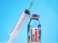 Segunda dosis de vacuna Sputnik V aumenta efectividad a un 96,2 %