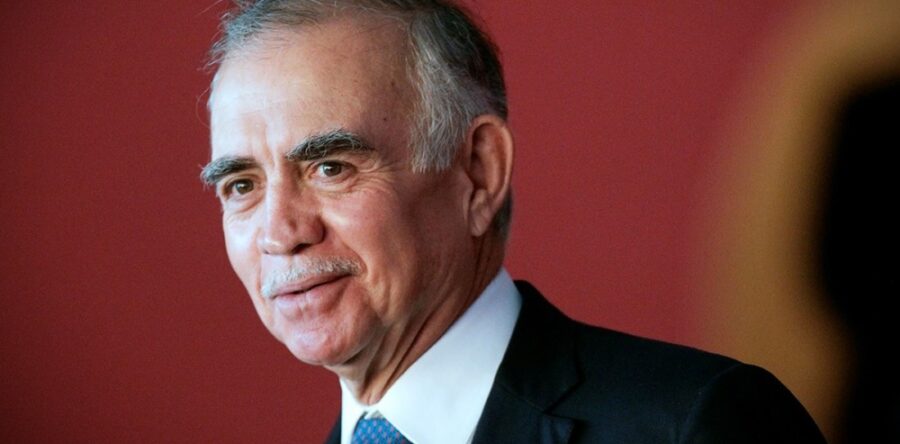 Alfonso Romo deja la Oficina de Presidencia; seguirá como enlace de AMLO con IP