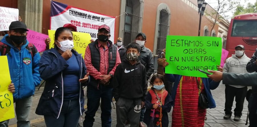 No cesan bloqueos y protestas en Oaxaca