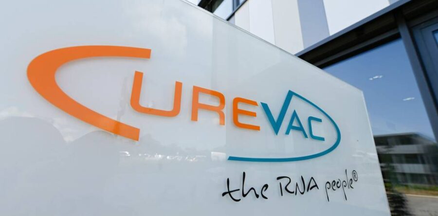 México recibe vacunas de CureVac para ensayo fase tres