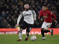 Rooney se retira como jugador; sigue como técnico