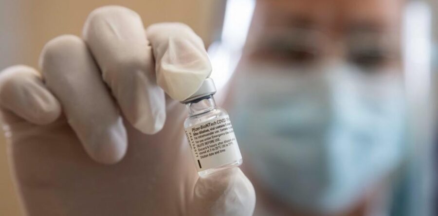 Inicia este sábado vacunación a maestros de Campeche