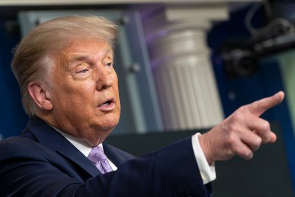 Tras protestas, Facebook, Youtube y Twitter remueven video de Trump